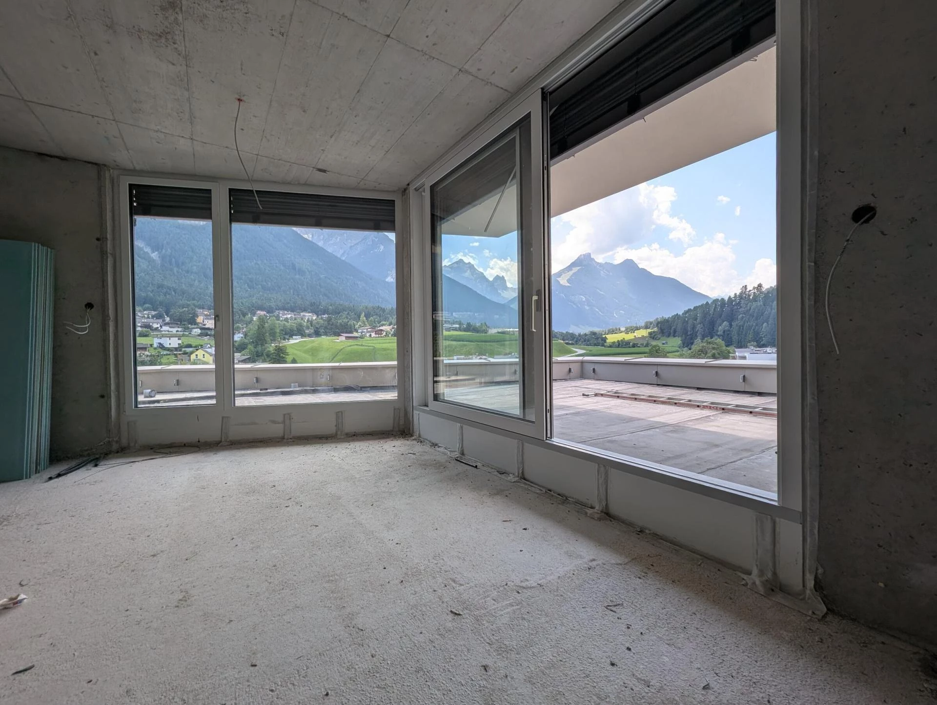 Penthouse mit Panorama-Blick ins Stubaital und herrlicher Dachterrasse