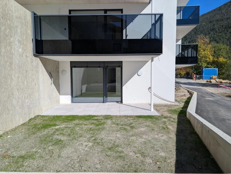 Sonnige Gartenwohnung in Medraz - ideal für Ihre junge Familie!