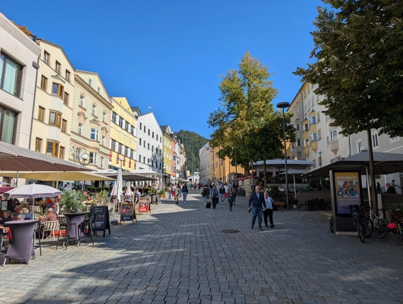 Erstklassiges Investment: Wohn- und Geschäftshaus in 1A Lage