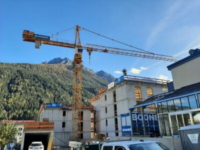 Firstfeier beim neuen Bauprojekt in Fulpmes